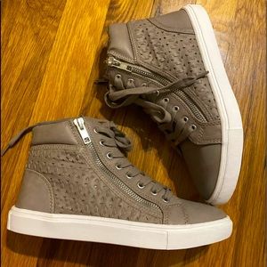 Steve Madden Sneakers